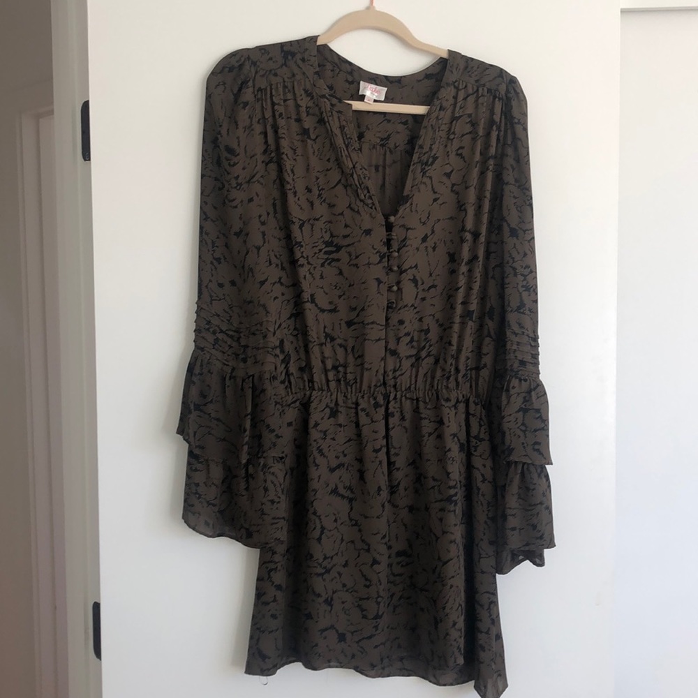 Parker long sleeved bell dress / medium